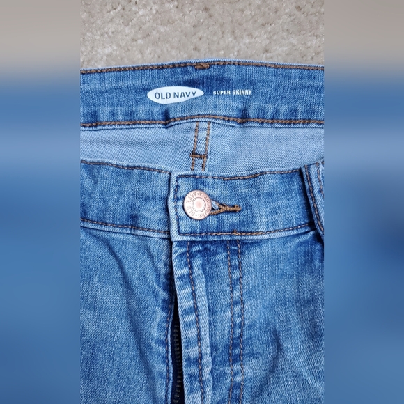 OLD NAVY TALL supper skinny jeans - Picture 3 of 4
